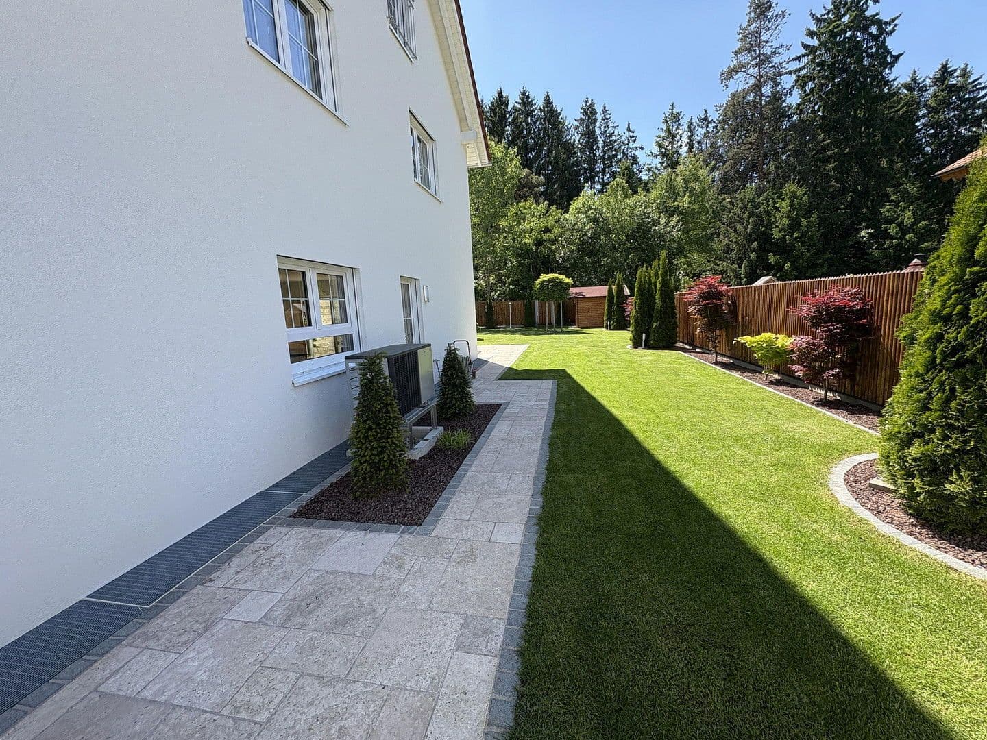 Prodej domu 165 m², pozemek 500 m², Brunnthal, Bavorsko Prodej domu 165 m², pozemek 500 m², Brunnthal, Bavorsko