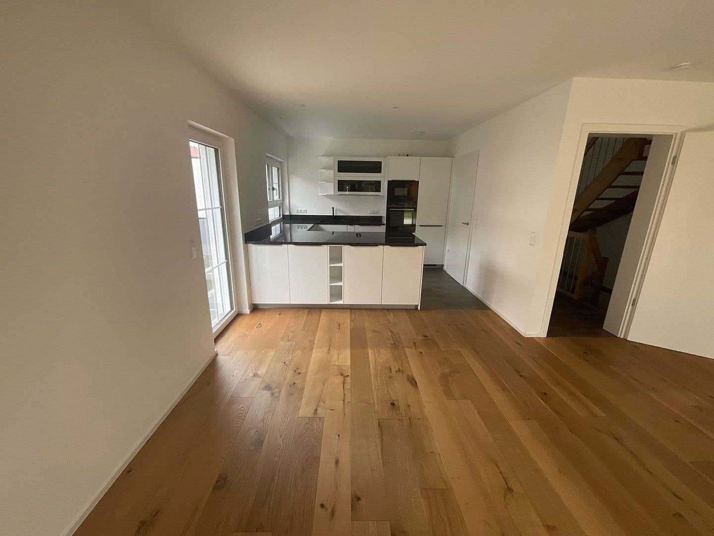 Prodej domu 165 m², pozemek 500 m², Brunnthal, Bavorsko Prodej domu 165 m², pozemek 500 m², Brunnthal, Bavorsko