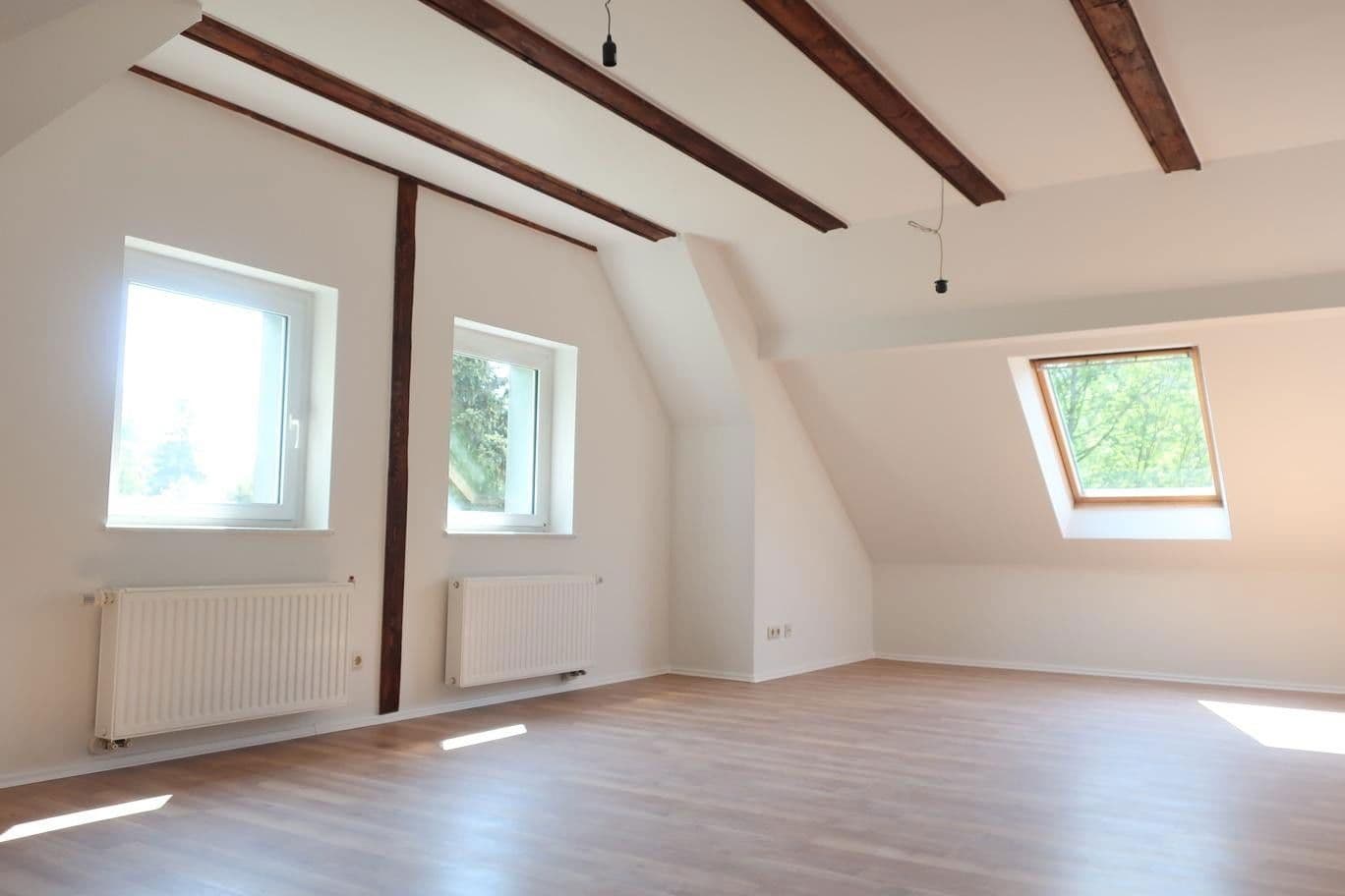 Pronájem bytu 2+1 60 m², Grünhain-Beierfeld, Sasko Pronájem bytu 2+1 60 m², Grünhain-Beierfeld, Sasko