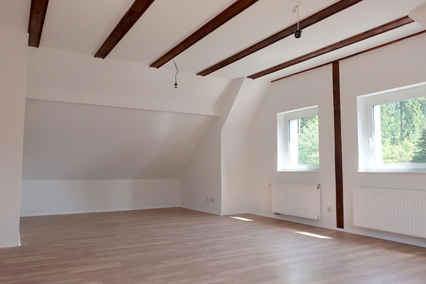 Pronájem bytu 2+1 60 m², Grünhain-Beierfeld, Sasko Pronájem bytu 2+1 60 m², Grünhain-Beierfeld, Sasko