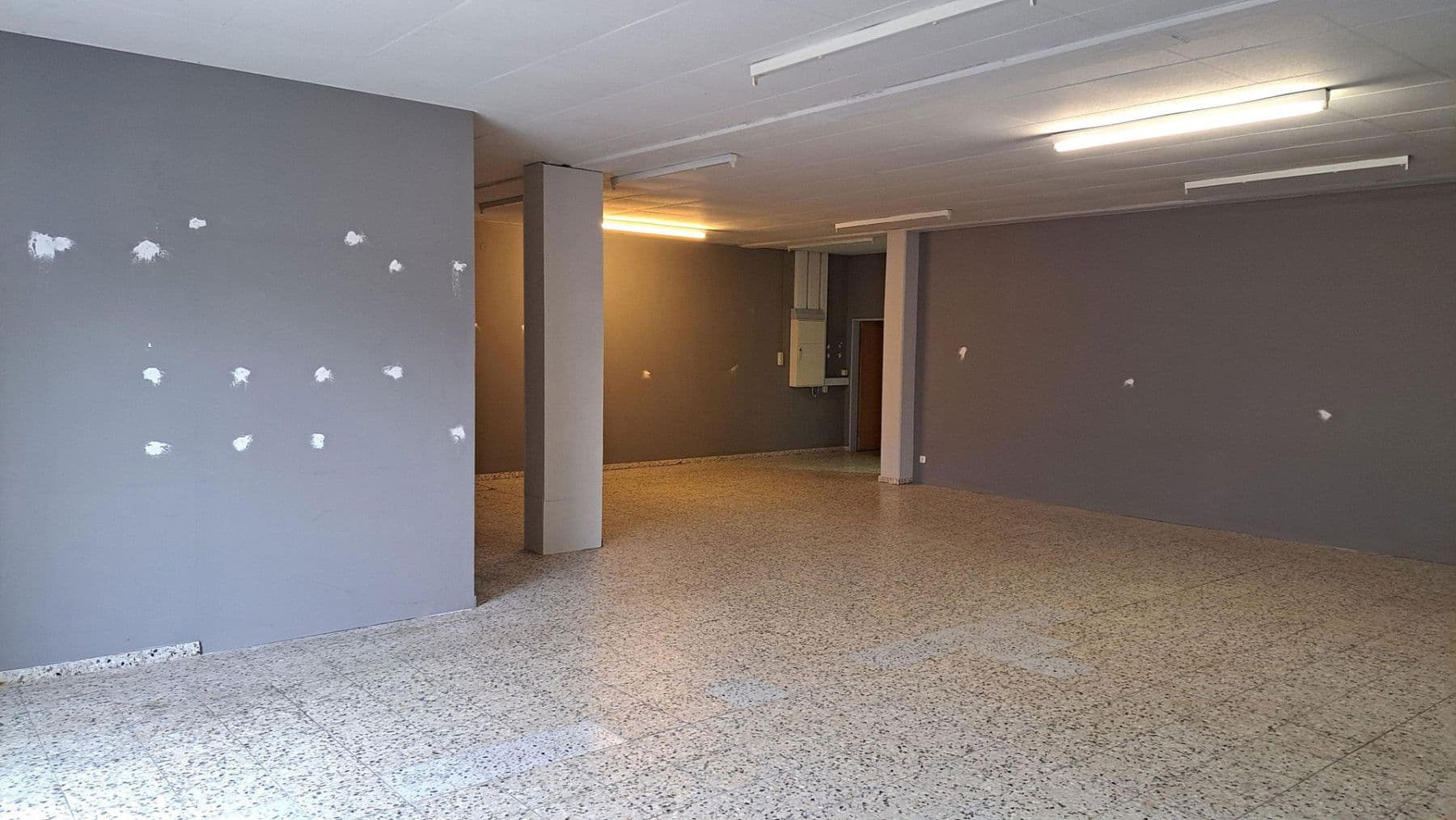 Pronájem nebytového prostoru 420 m², Plattling, Bavorsko Pronájem nebytového prostoru 420 m², Plattling, Bavorsko