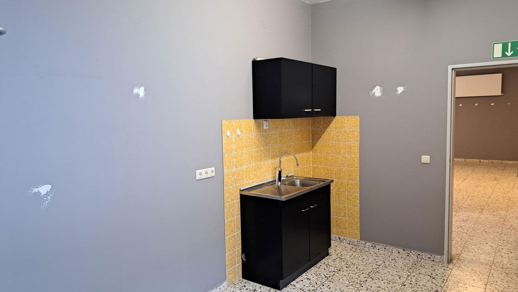 Pronájem nebytového prostoru 420 m², Plattling, Bavorsko Pronájem nebytového prostoru 420 m², Plattling, Bavorsko