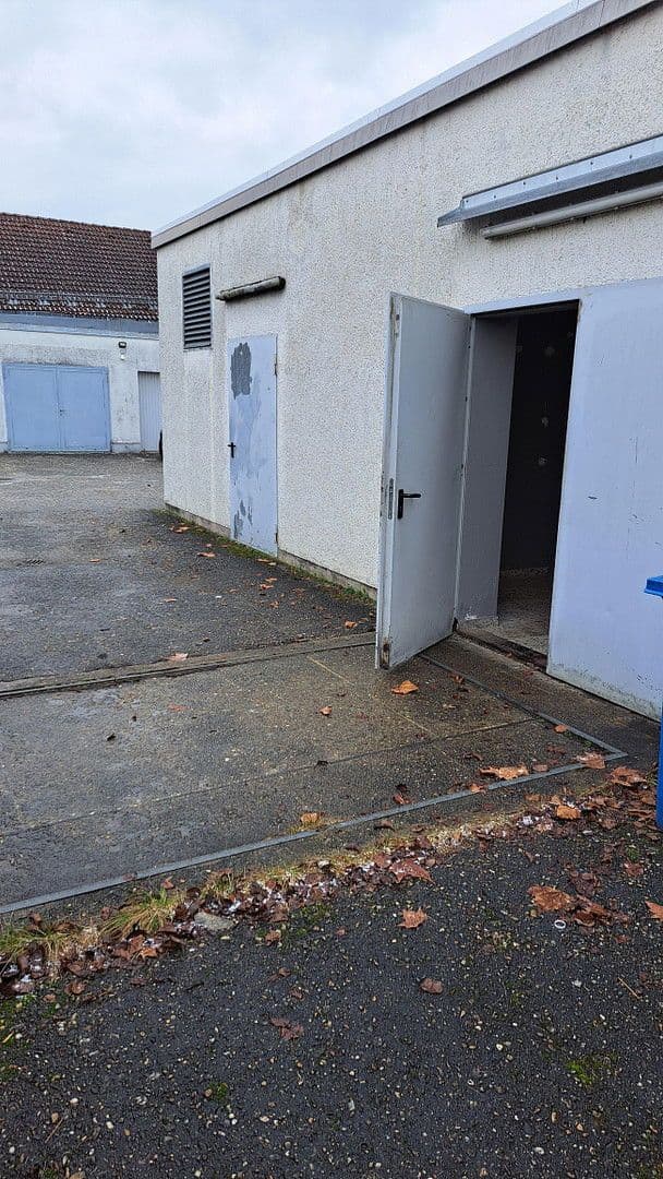 Pronájem nebytového prostoru 420 m², Plattling, Bavorsko Pronájem nebytového prostoru 420 m², Plattling, Bavorsko