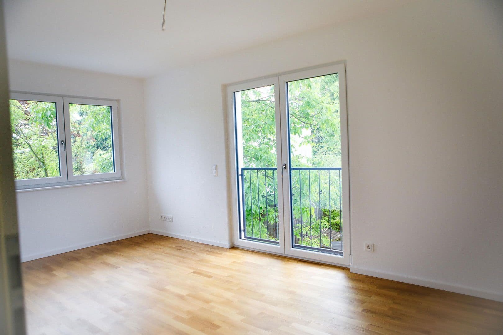 Prodej domu 174 m², pozemek 423 m², Baierbrunn, Bavorsko Prodej domu 174 m², pozemek 423 m², Baierbrunn, Bavorsko