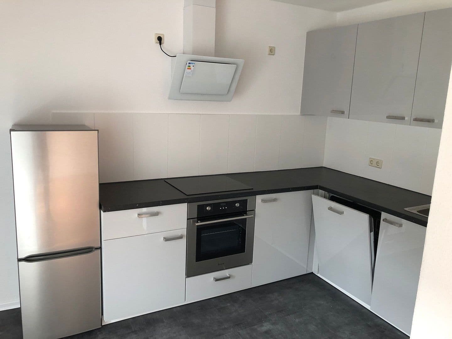 Pronájem bytu 3+1 55 m², Schneiderstraße 4, Leipzig, Sasko Pronájem bytu 3+1 55 m², Schneiderstraße 4, Leipzig, Sasko