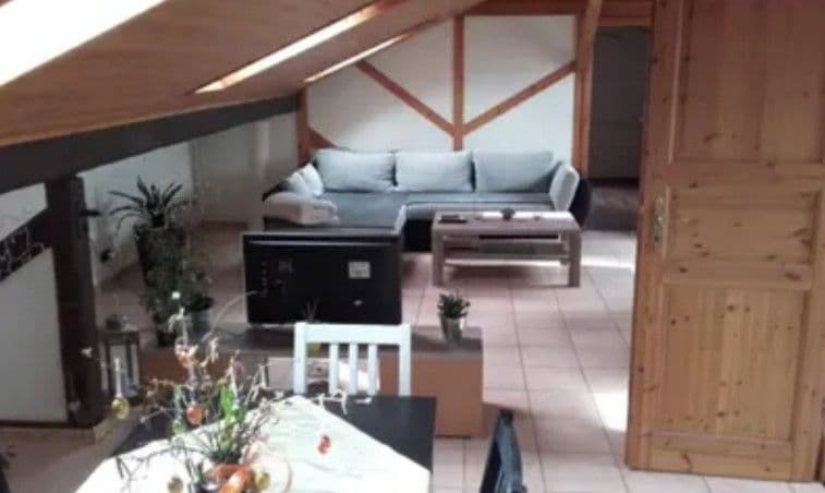 Pronájem bytu 2+1 50 m², Kapfenhardterstr. 19, Engelsbrand, Bádensko-Württembersko Pronájem bytu 2+1 50 m², Kapfenhardterstr. 19, Engelsbrand, Bádensko-Württembersko