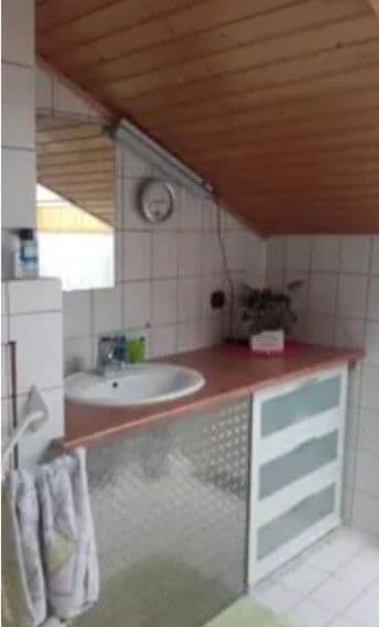 Pronájem bytu 2+1 50 m², Kapfenhardterstr. 19, Engelsbrand, Bádensko-Württembersko Pronájem bytu 2+1 50 m², Kapfenhardterstr. 19, Engelsbrand, Bádensko-Württembersko