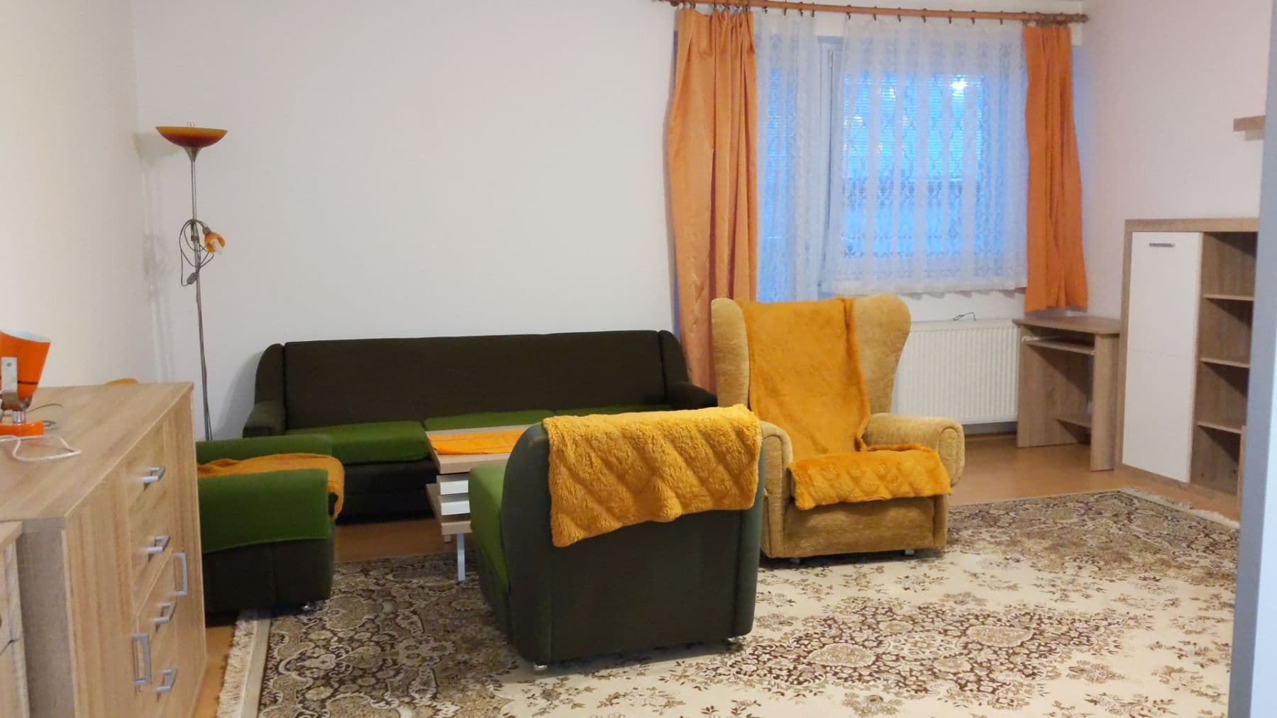 Pronájem bytu 1+1 59 m², Jeronýmova, Kolín, Středočeský kraj Pronájem bytu 1+1 59 m², Jeronýmova, Kolín, Středočeský kraj