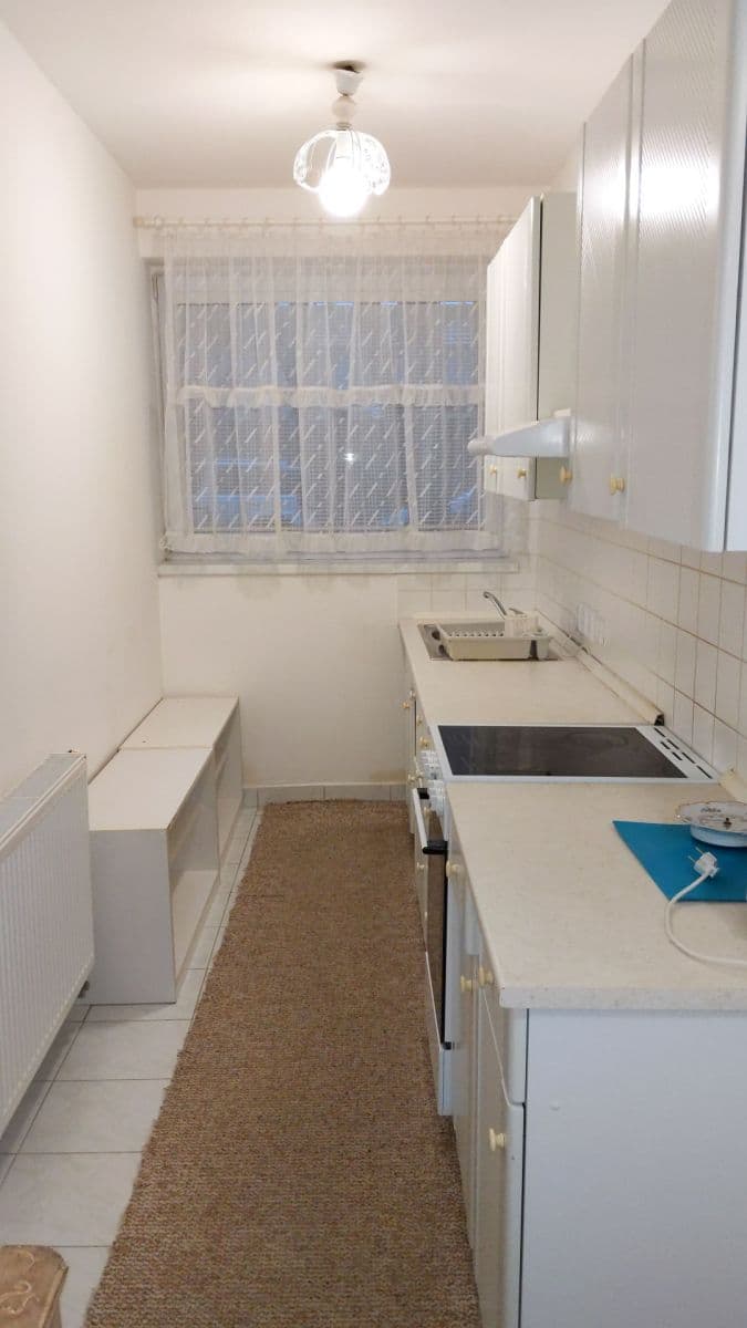 Pronájem bytu 1+1 59 m², Jeronýmova, Kolín, Středočeský kraj Pronájem bytu 1+1 59 m², Jeronýmova, Kolín, Středočeský kraj