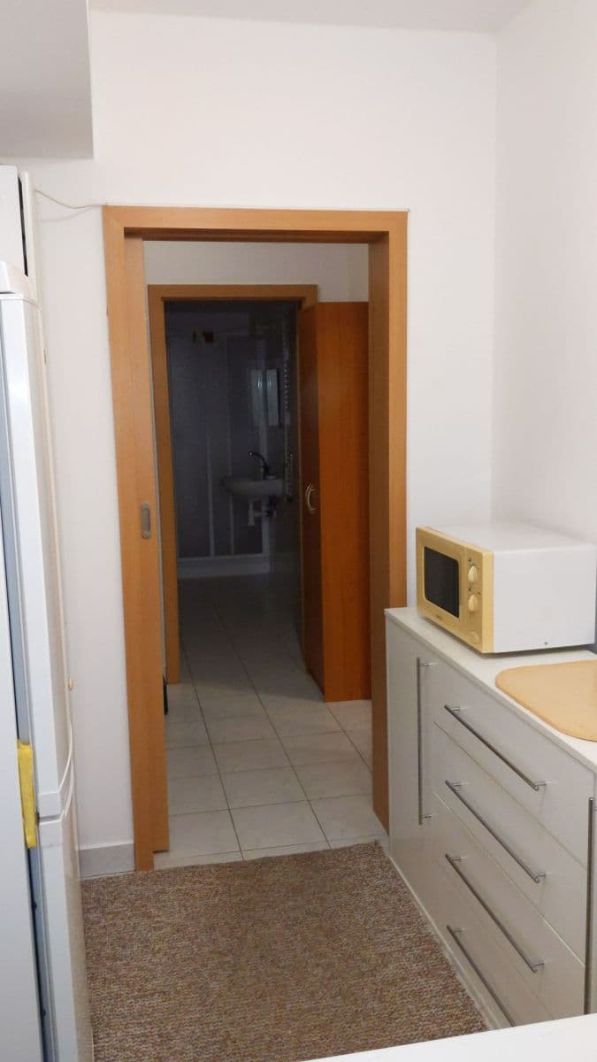 Pronájem bytu 1+1 59 m², Jeronýmova, Kolín, Středočeský kraj Pronájem bytu 1+1 59 m², Jeronýmova, Kolín, Středočeský kraj