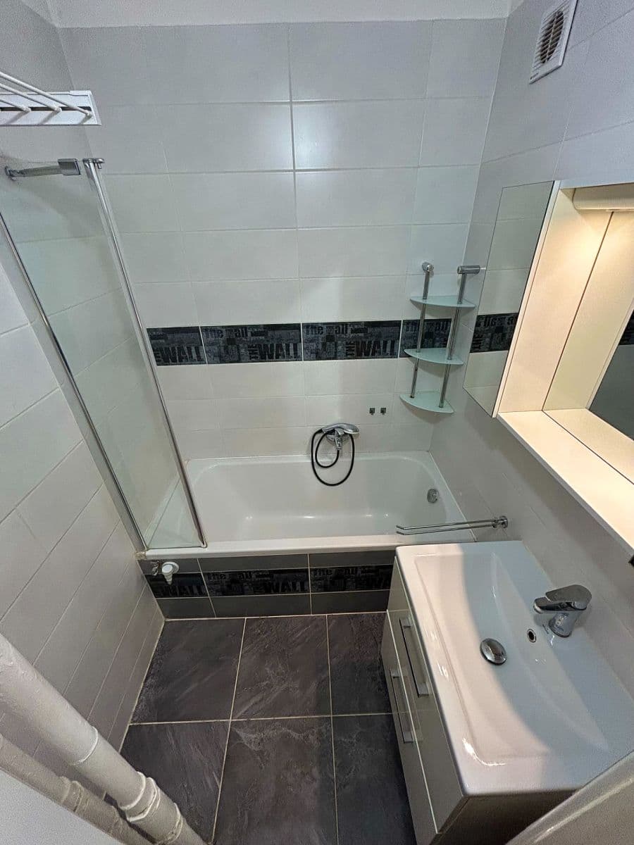 Prodej bytu 2+1 56 m², Mánesova, Ostrava, Moravskoslezský kraj Prodej bytu 2+1 56 m², Mánesova, Ostrava, Moravskoslezský kraj