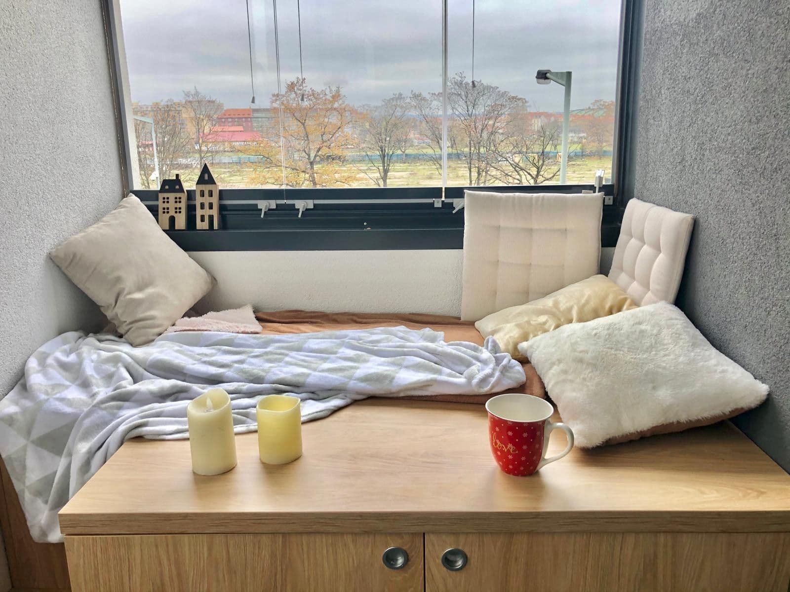 Pronájem bytu 2+kk 50 m², Argentinská, Praha, Praha Pronájem bytu 2+kk 50 m², Argentinská, Praha, Praha