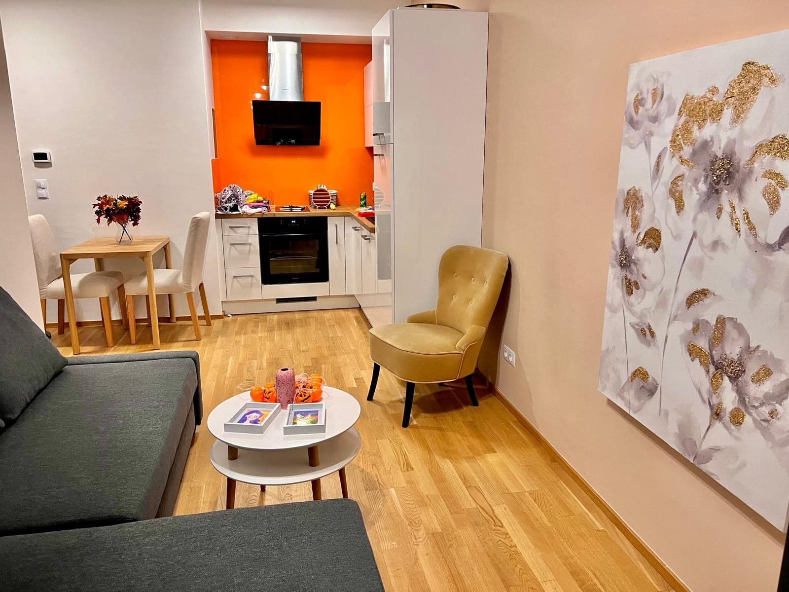 Pronájem bytu 2+kk 50 m², Argentinská, Praha, Praha Pronájem bytu 2+kk 50 m², Argentinská, Praha, Praha