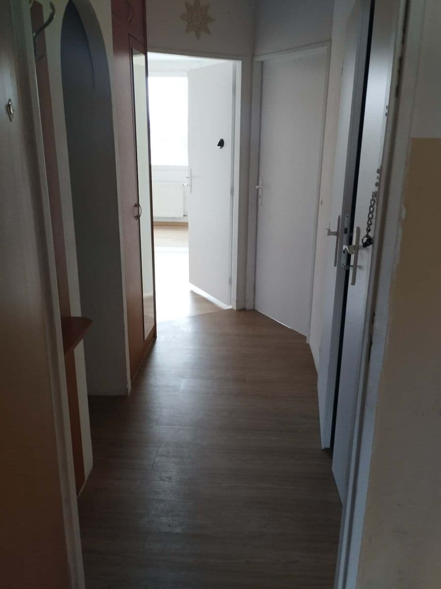 Pronájem bytu 2+kk 40 m², Krakovská, Kralupy nad Vltavou, Středočeský kraj Pronájem bytu 2+kk 40 m², Krakovská, Kralupy nad Vltavou, Středočeský kraj