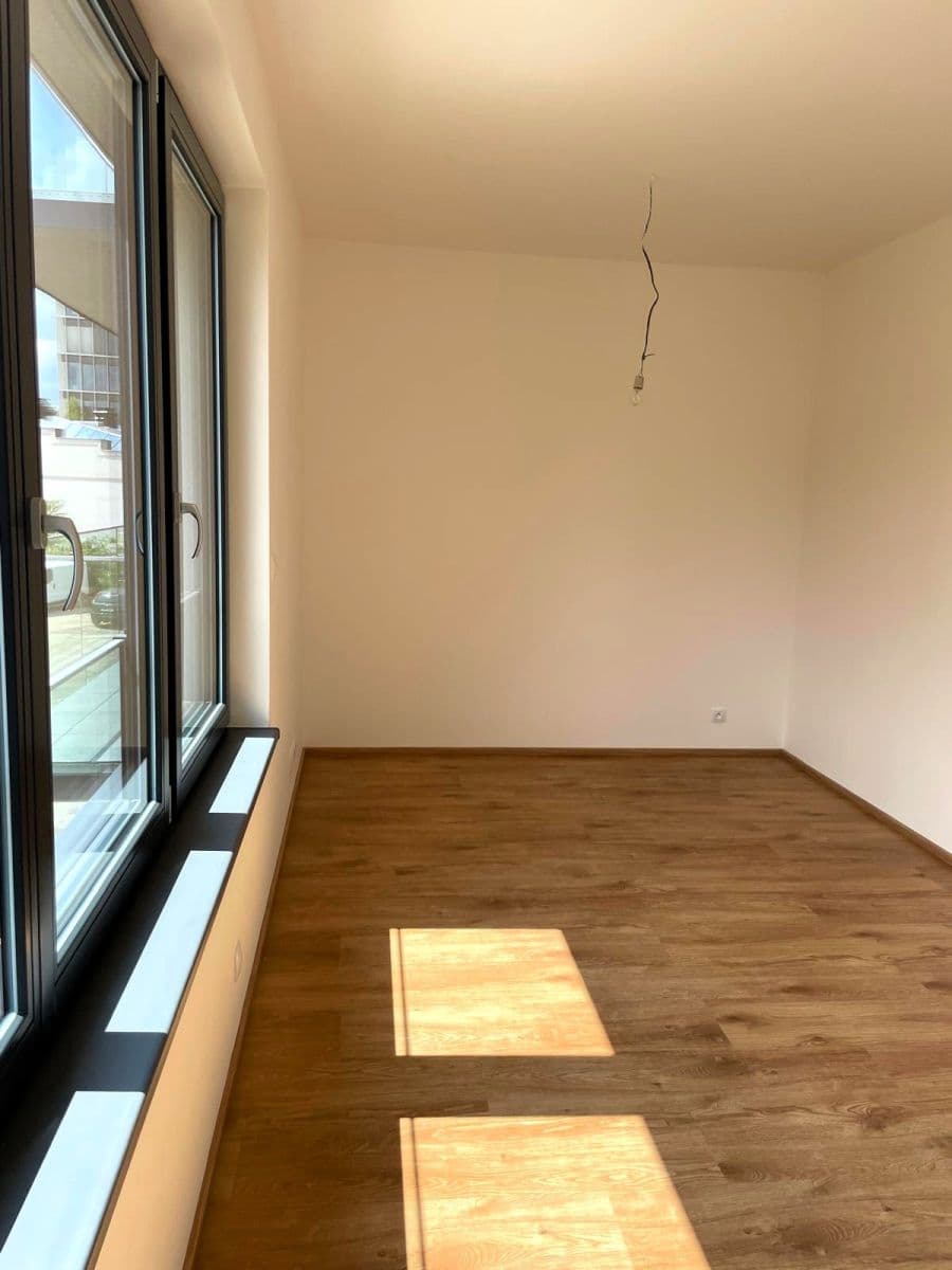 Prodej bytu 3+kk 84 m², Vojenova, Praha, Praha Prodej bytu 3+kk 84 m², Vojenova, Praha, Praha