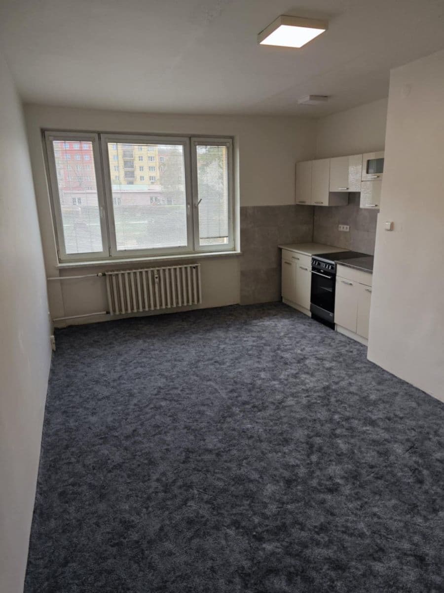Pronájem bytu 1+kk 27 m², SPC G, Krnov, Moravskoslezský kraj Pronájem bytu 1+kk 27 m², SPC G, Krnov, Moravskoslezský kraj
