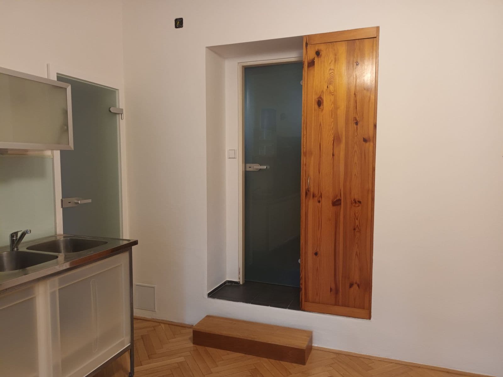 Pronájem bytu 3+kk 72 m², Veslařská, Brno, Jihomoravský kraj Pronájem bytu 3+kk 72 m², Veslařská, Brno, Jihomoravský kraj