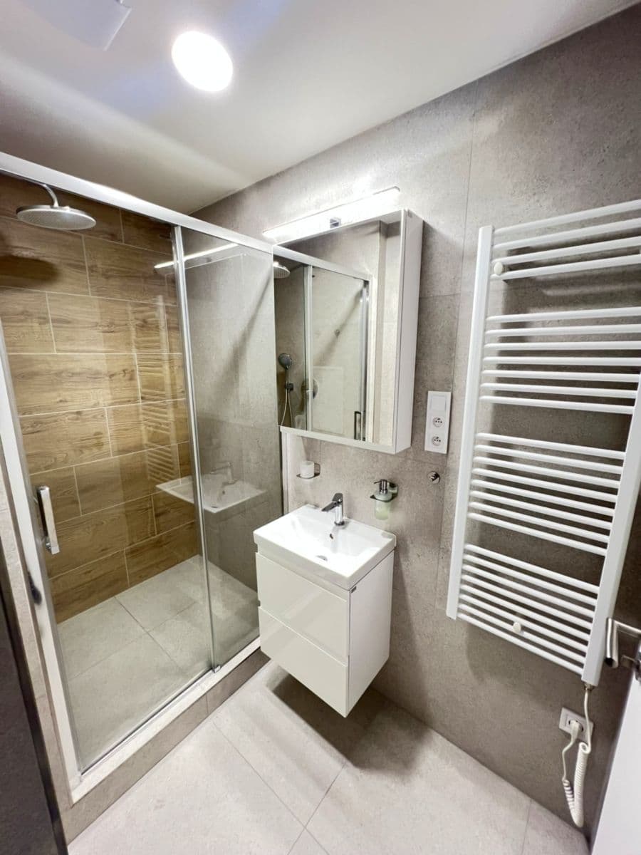 Prodej bytu 3+1 72 m², Brněnská, Šlapanice, Jihomoravský kraj Prodej bytu 3+1 72 m², Brněnská, Šlapanice, Jihomoravský kraj