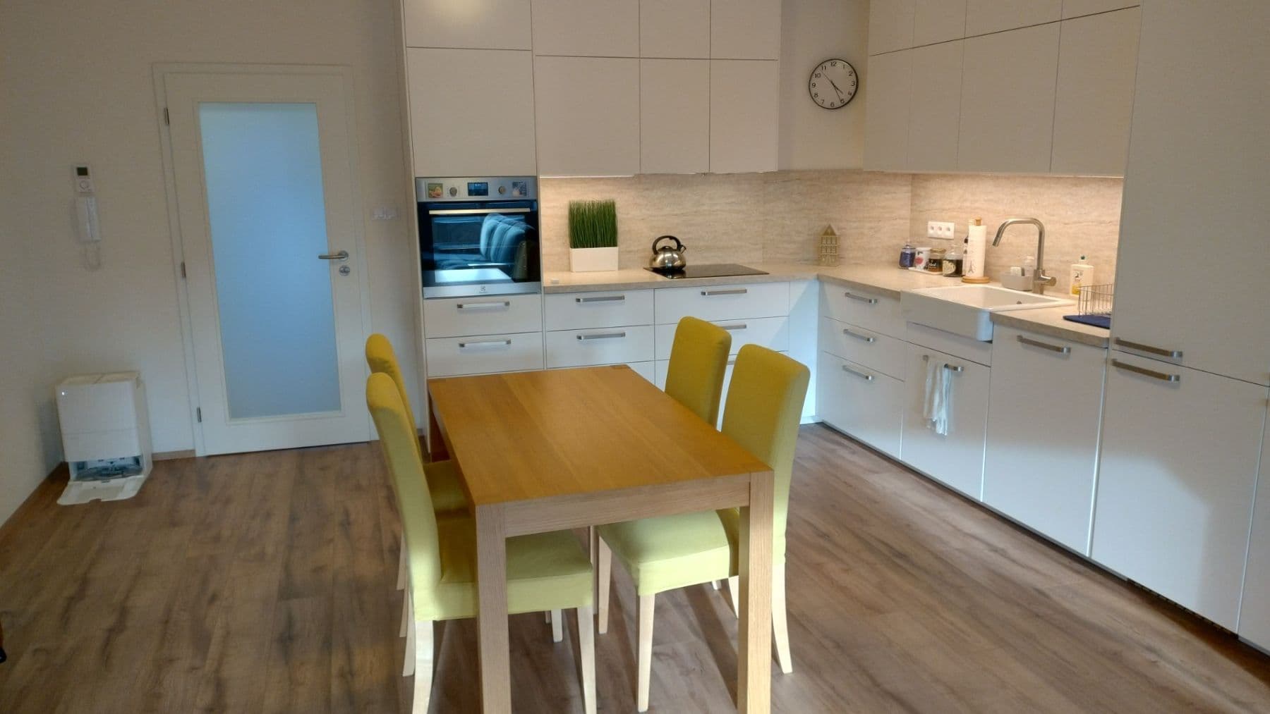 Prodej bytu 3+kk 110 m², Palackého náměstí, Vlašim, Středočeský kraj Prodej bytu 3+kk 110 m², Palackého náměstí, Vlašim, Středočeský kraj