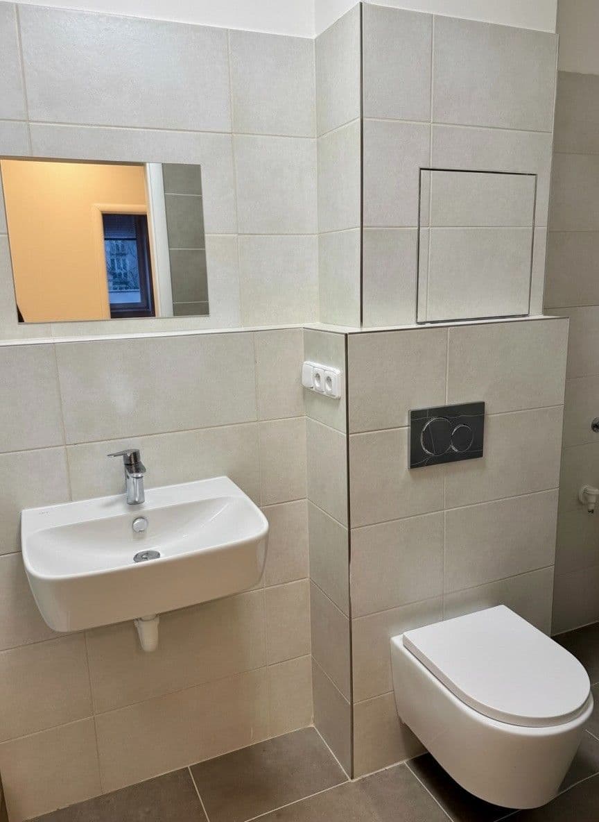 Pronájem bytu 3+kk 70 m², V Olšinách, Praha, Praha Pronájem bytu 3+kk 70 m², V Olšinách, Praha, Praha