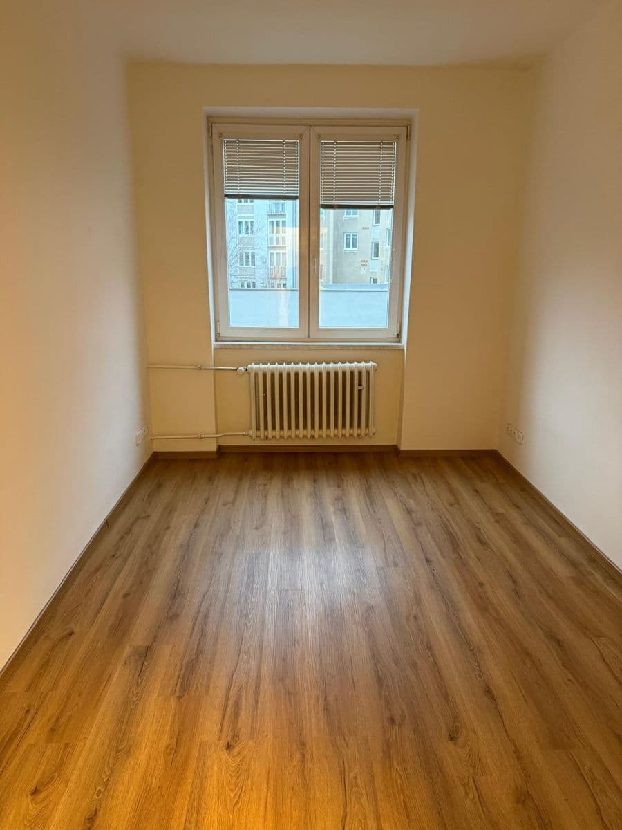 Pronájem bytu 3+kk 70 m², V Olšinách, Praha, Praha Pronájem bytu 3+kk 70 m², V Olšinách, Praha, Praha