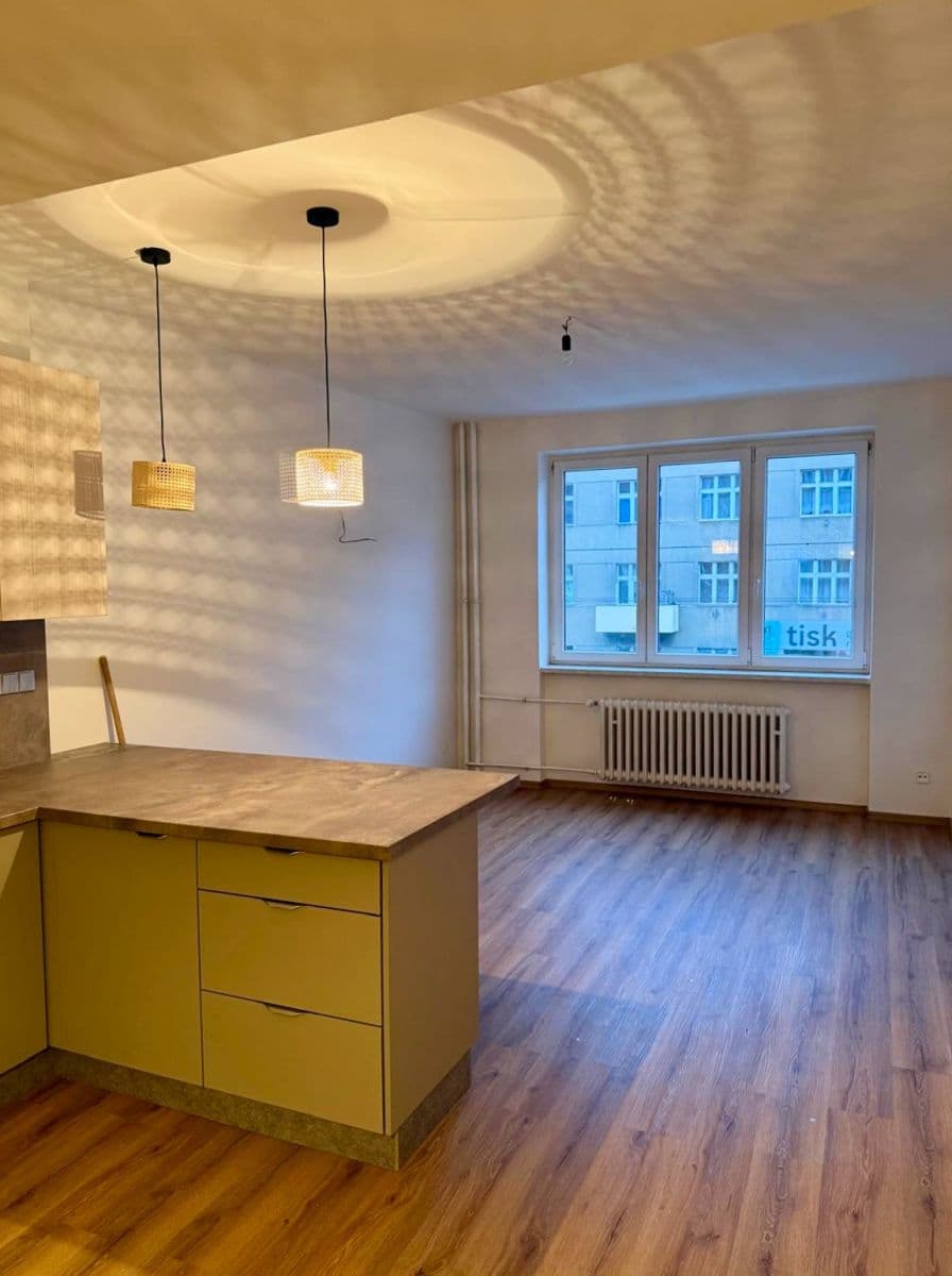 Pronájem bytu 3+kk 70 m², V Olšinách, Praha, Praha Pronájem bytu 3+kk 70 m², V Olšinách, Praha, Praha
