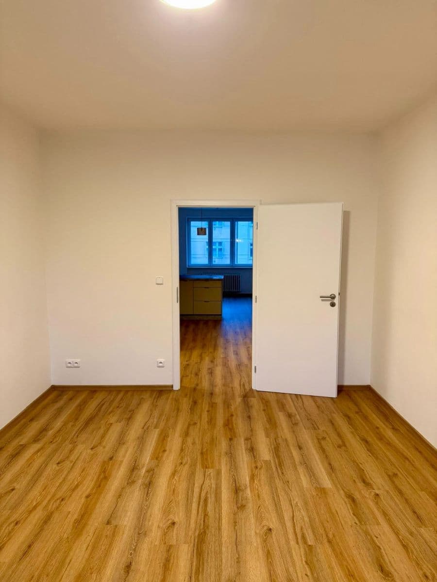 Pronájem bytu 3+kk 70 m², V Olšinách, Praha, Praha Pronájem bytu 3+kk 70 m², V Olšinách, Praha, Praha