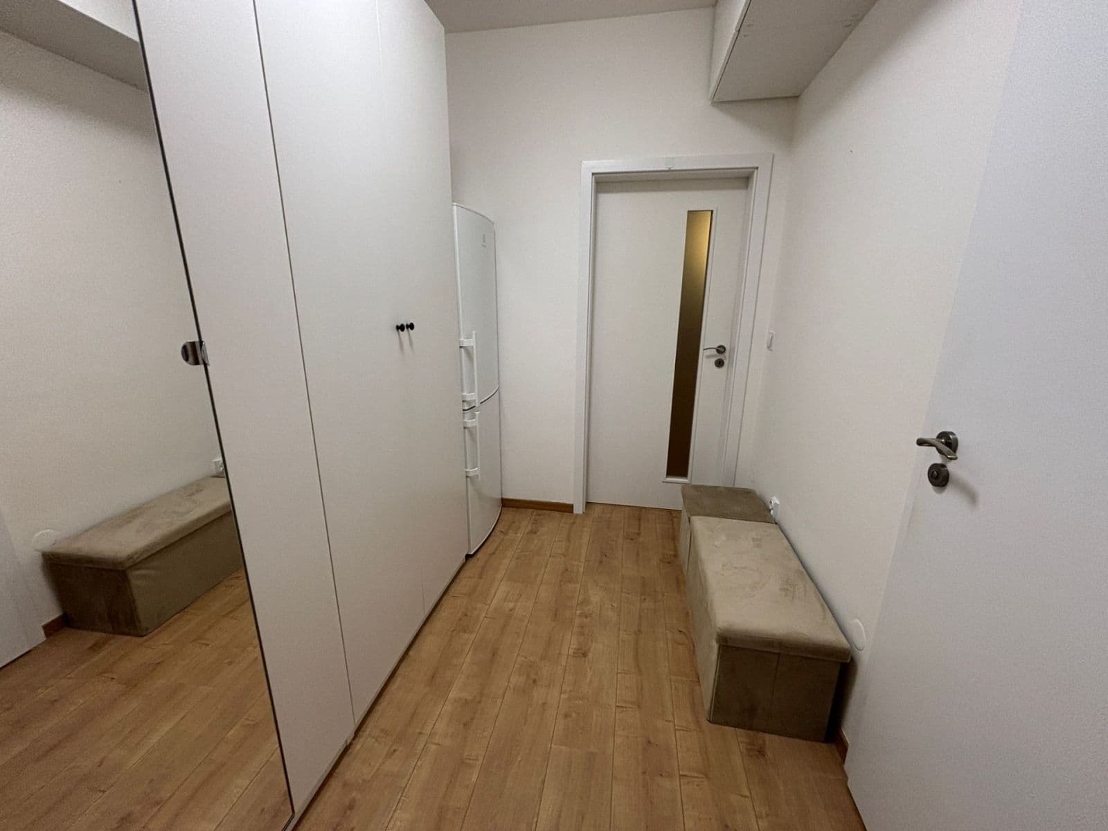 Pronájem bytu 1+kk 36 m², Za Valem, Praha, Praha Pronájem bytu 1+kk 36 m², Za Valem, Praha, Praha