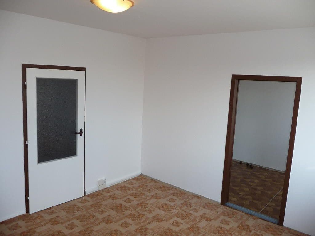 Prodej bytu 2+1 44 m², Na Valtické, Břeclav, Jihomoravský kraj Prodej bytu 2+1 44 m², Na Valtické, Břeclav, Jihomoravský kraj