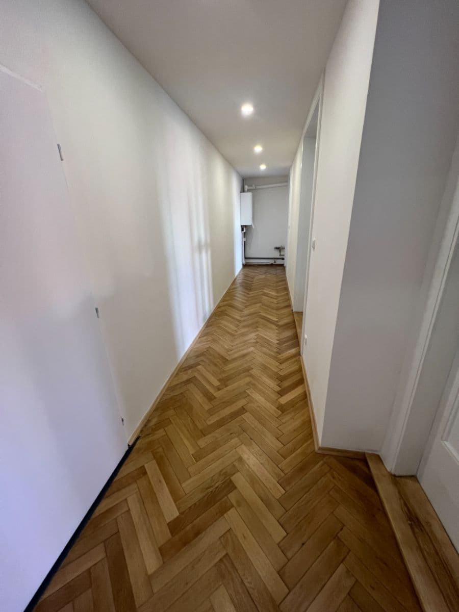 Prodej bytu 3+kk 80 m², Růžová, Praha, Praha Prodej bytu 3+kk 80 m², Růžová, Praha, Praha