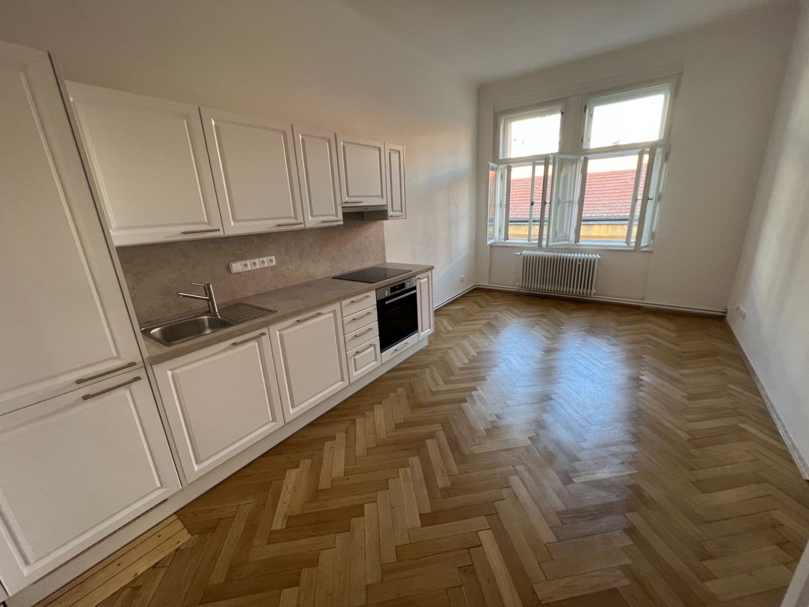 Prodej bytu 3+kk 80 m², Růžová, Praha, Praha Prodej bytu 3+kk 80 m², Růžová, Praha, Praha