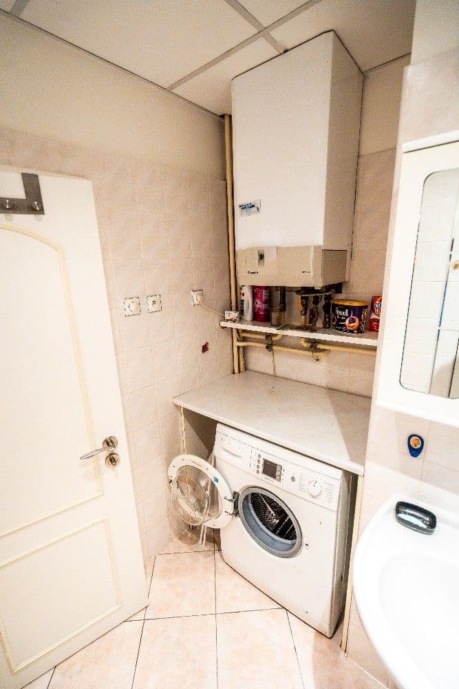 Pronájem bytu 3+1 103 m², Lotyšská, Praha, Praha Pronájem bytu 3+1 103 m², Lotyšská, Praha, Praha