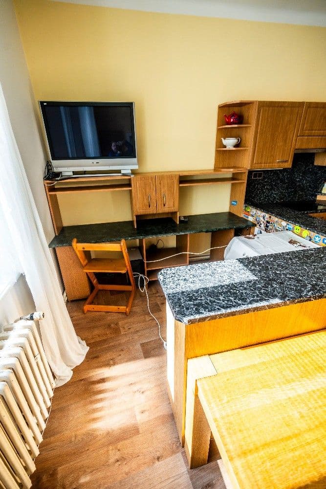 Pronájem bytu 3+1 103 m², Lotyšská, Praha, Praha Pronájem bytu 3+1 103 m², Lotyšská, Praha, Praha