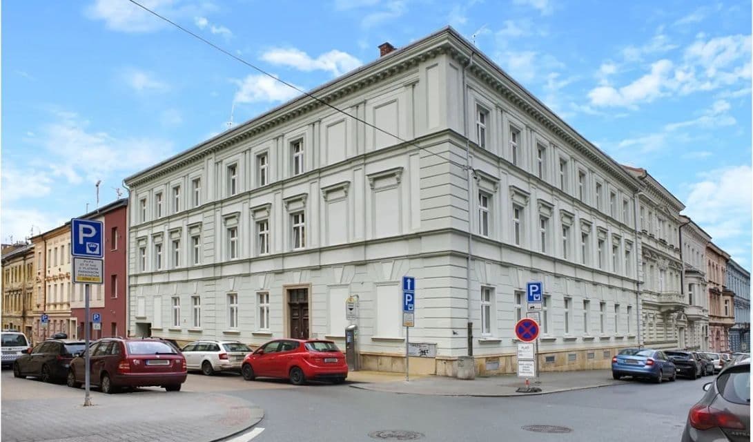 Pronájem bytu 1+1 56 m², Tovární, Plzeň, Plzeňský kraj Pronájem bytu 1+1 56 m², Tovární, Plzeň, Plzeňský kraj