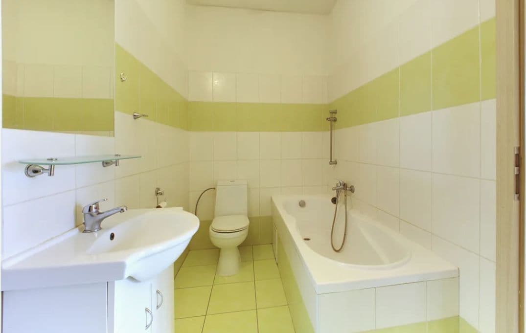 Pronájem bytu 1+1 56 m², Tovární, Plzeň, Plzeňský kraj Pronájem bytu 1+1 56 m², Tovární, Plzeň, Plzeňský kraj