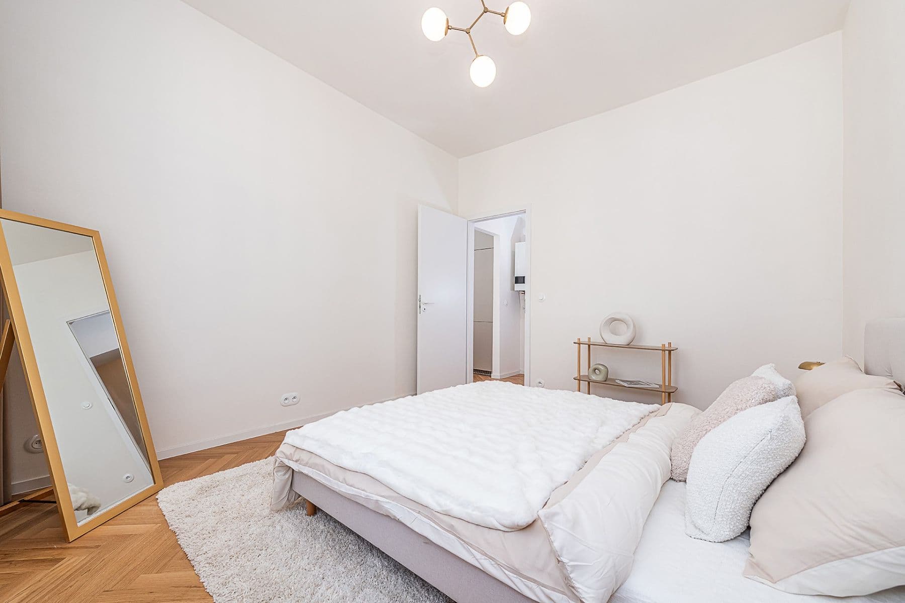 Prodej bytu 2+kk 50 m², Chodská, Praha, Praha Prodej bytu 2+kk 50 m², Chodská, Praha, Praha