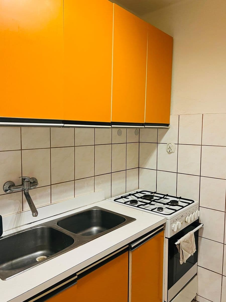 Pronájem domu 76 m², pozemek 25 m², Čejkova, Brno, Jihomoravský kraj Pronájem domu 76 m², pozemek 25 m², Čejkova, Brno, Jihomoravský kraj