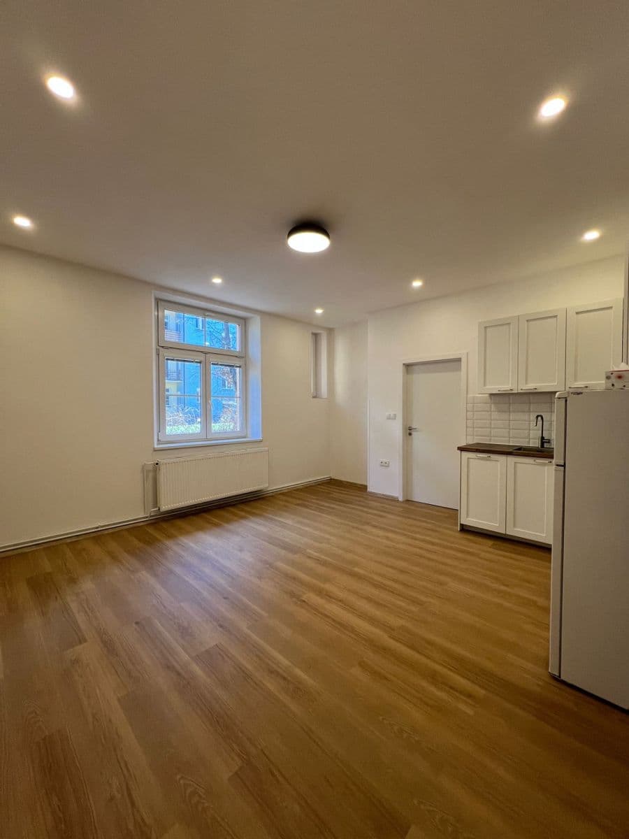 Pronájem bytu 2+kk 53 m², Lounských, Praha, Praha Pronájem bytu 2+kk 53 m², Lounských, Praha, Praha