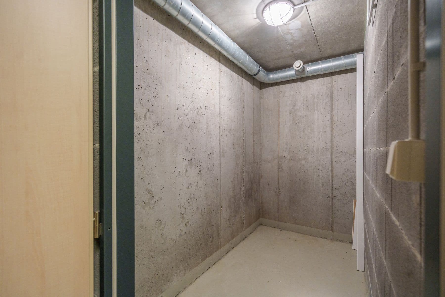 Pronájem bytu 1+kk 25 m², Novovysočanská, Praha, Praha Pronájem bytu 1+kk 25 m², Novovysočanská, Praha, Praha