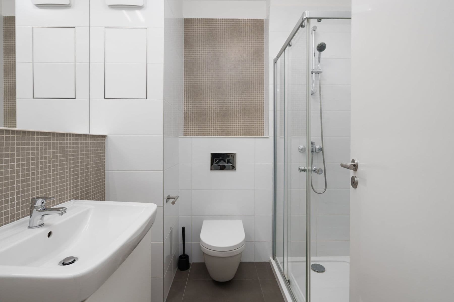 Pronájem bytu 1+kk 25 m², Novovysočanská, Praha, Praha Pronájem bytu 1+kk 25 m², Novovysočanská, Praha, Praha