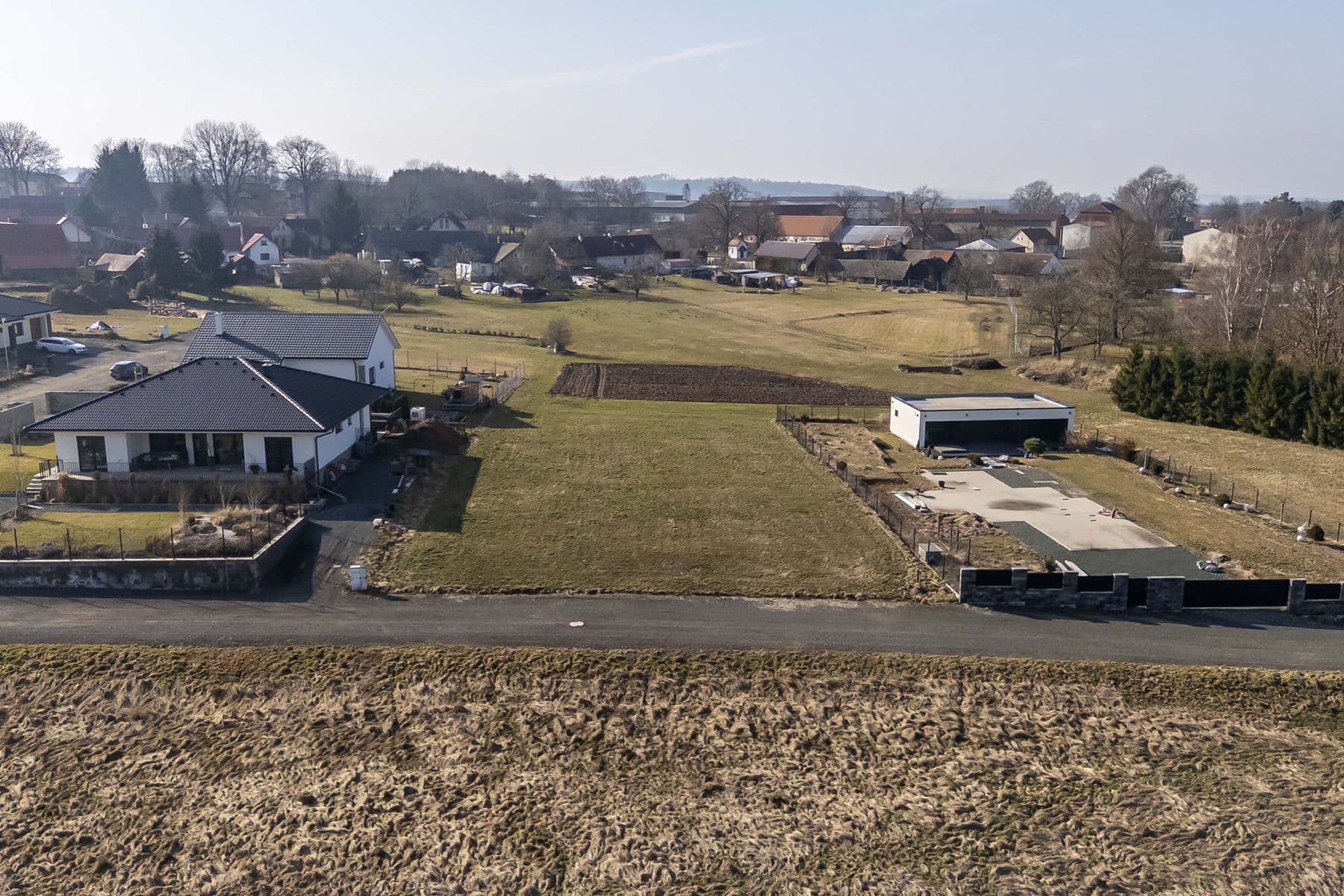 Prodej pozemku 1.319 m², Dolní Kralovice, Středočeský kraj Prodej pozemku 1.319 m², Dolní Kralovice, Středočeský kraj