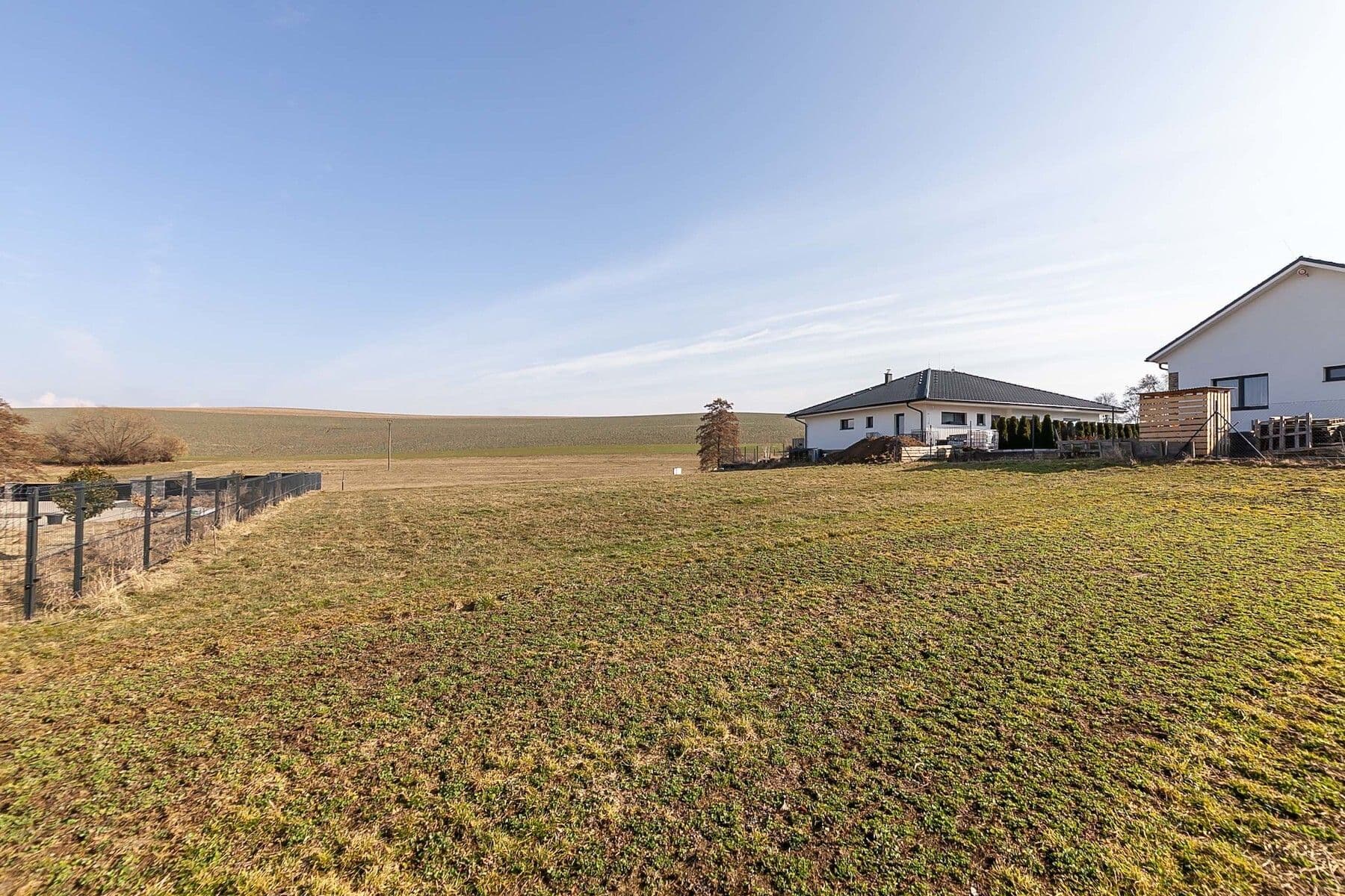 Prodej pozemku 1.319 m², Dolní Kralovice, Středočeský kraj Prodej pozemku 1.319 m², Dolní Kralovice, Středočeský kraj