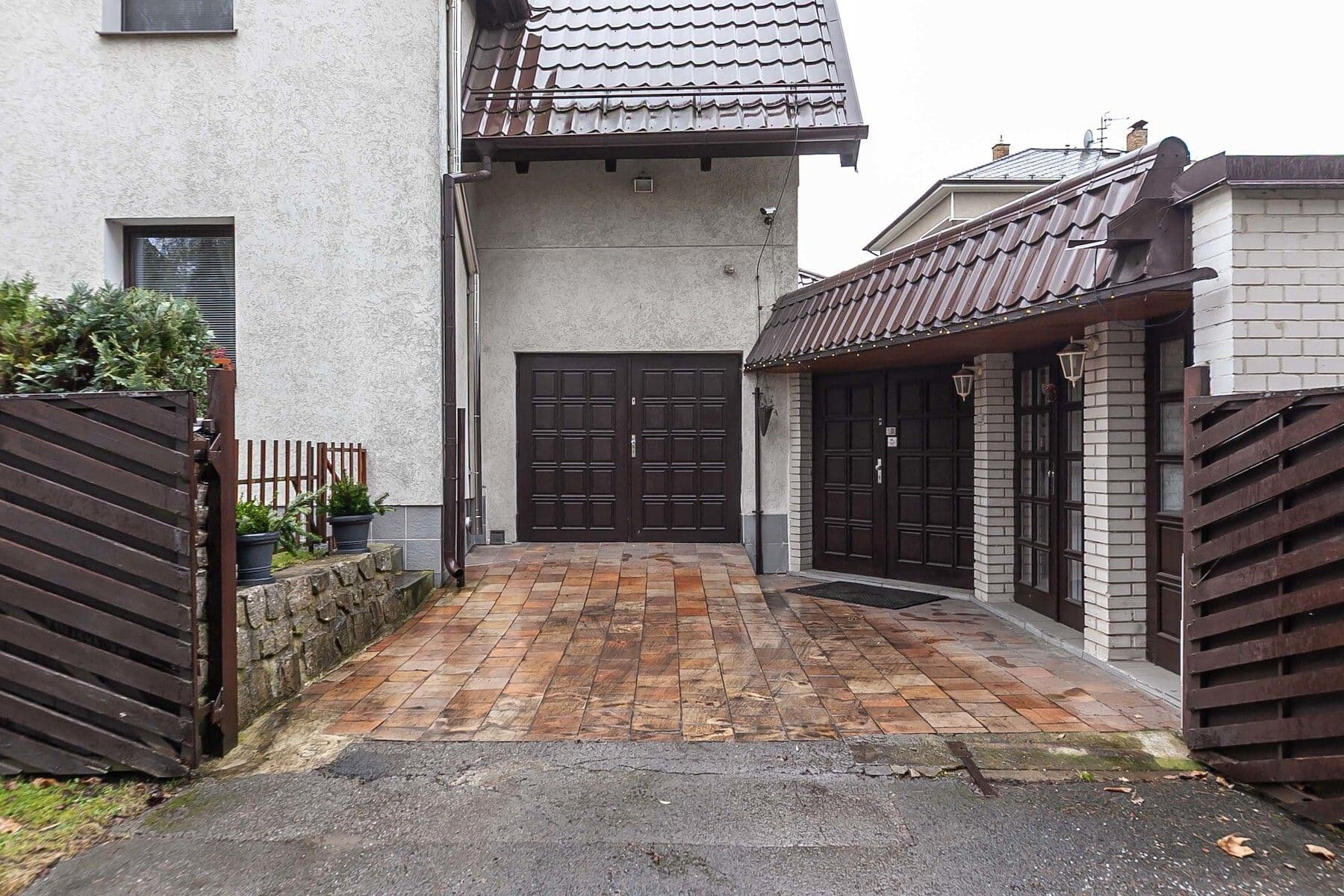 Prodej nebytového prostoru 300 m², Kozinova, Říčany, Středočeský kraj Prodej nebytového prostoru 300 m², Kozinova, Říčany, Středočeský kraj