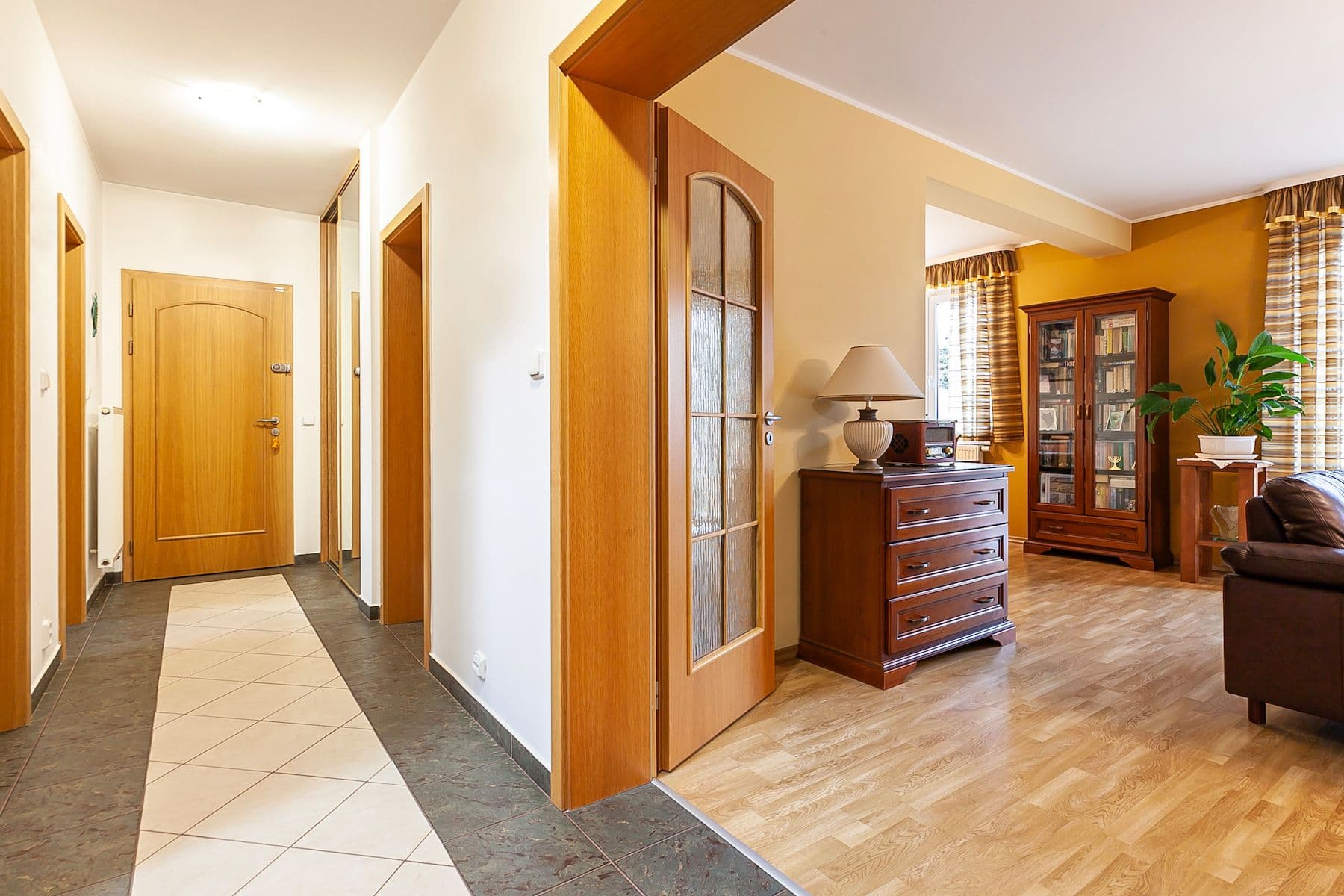 Prodej domu 270 m², pozemek 598 m², K Remízku, Vestec, Středočeský kraj Prodej domu 270 m², pozemek 598 m², K Remízku, Vestec, Středočeský kraj