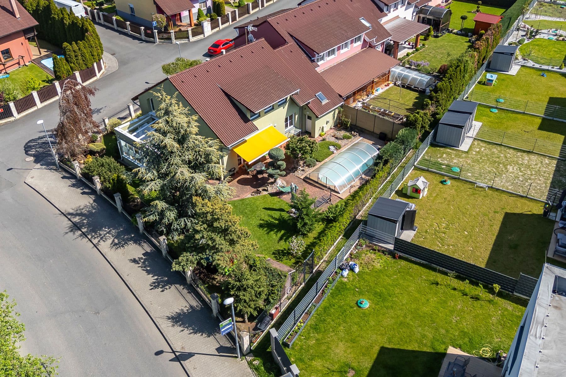 Prodej domu 270 m², pozemek 598 m², K Remízku, Vestec, Středočeský kraj Prodej domu 270 m², pozemek 598 m², K Remízku, Vestec, Středočeský kraj