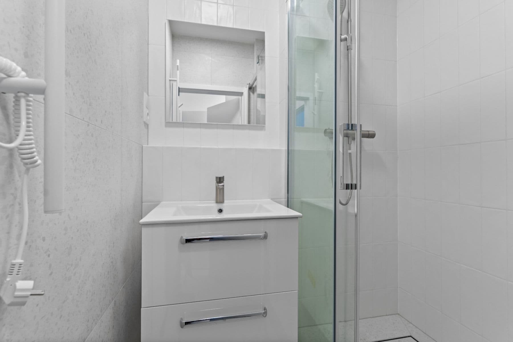 Prodej bytu 3+kk 52 m², Pod Lipami, Praha, Praha Prodej bytu 3+kk 52 m², Pod Lipami, Praha, Praha