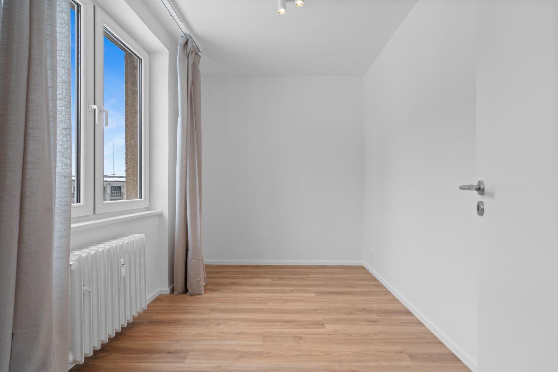 Prodej bytu 3+kk 52 m², Pod Lipami, Praha, Praha Prodej bytu 3+kk 52 m², Pod Lipami, Praha, Praha