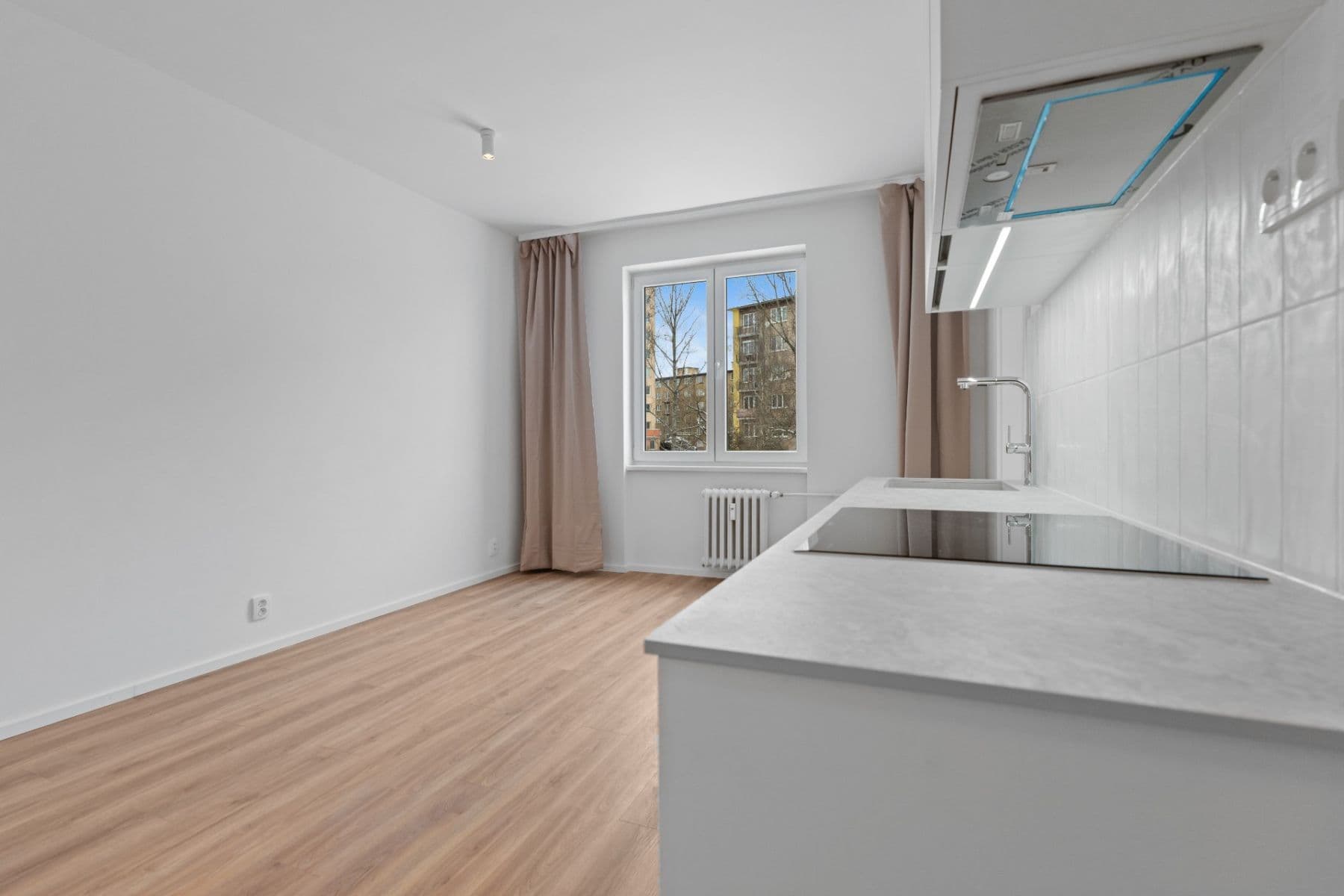 Prodej bytu 3+kk 52 m², Pod Lipami, Praha, Praha Prodej bytu 3+kk 52 m², Pod Lipami, Praha, Praha