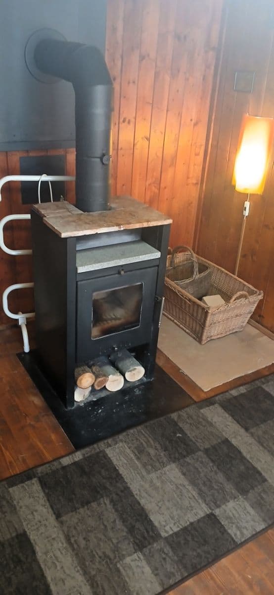 Prodej chaty, chalupy 42 m², pozemek 42 m², Obec, Kaliště, Středočeský kraj Prodej chaty, chalupy 42 m², pozemek 42 m², Obec, Kaliště, Středočeský kraj