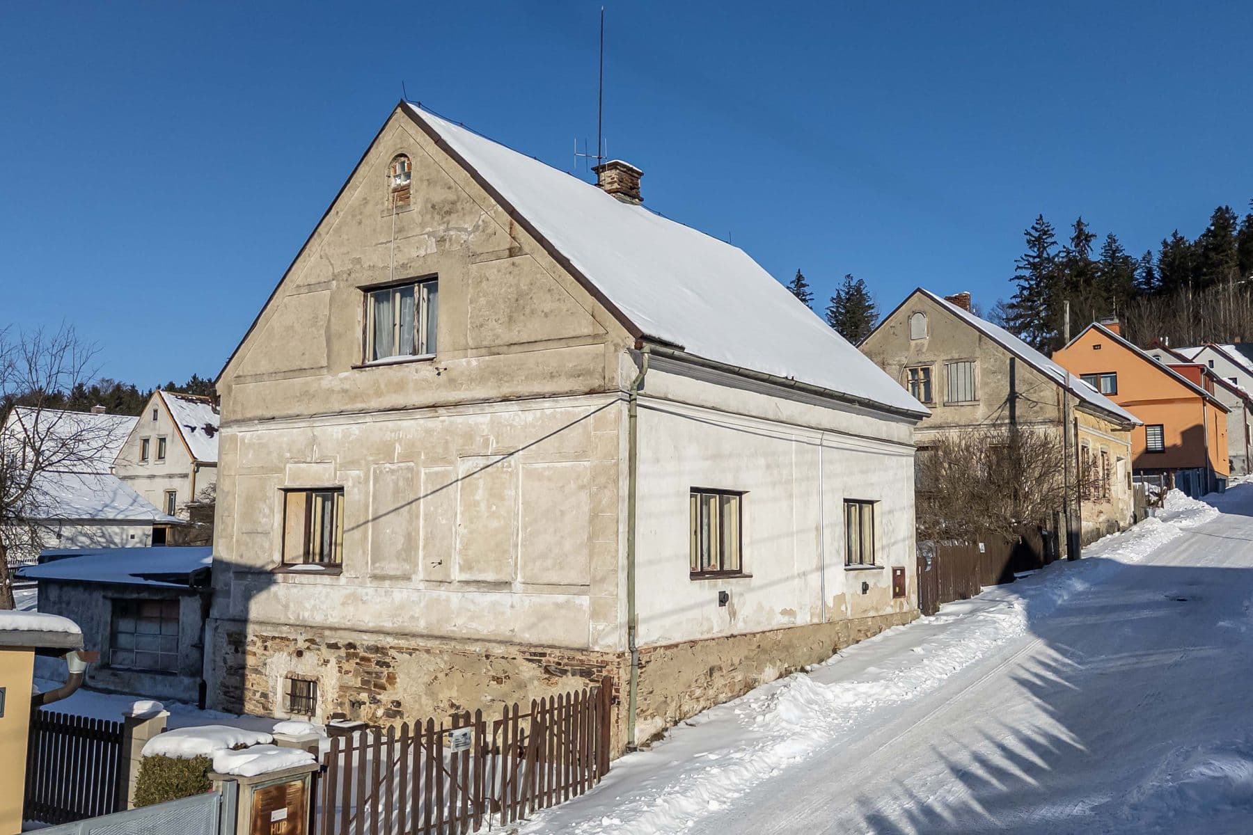 Prodej domu 195 m², pozemek 1.223 m², Sadová, Nové Město pod Smrkem, Liberecký kraj Prodej domu 195 m², pozemek 1.223 m², Sadová, Nové Město pod Smrkem, Liberecký kraj